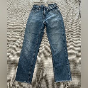 Everlane “The Cheeky Jean” - size 24 crop